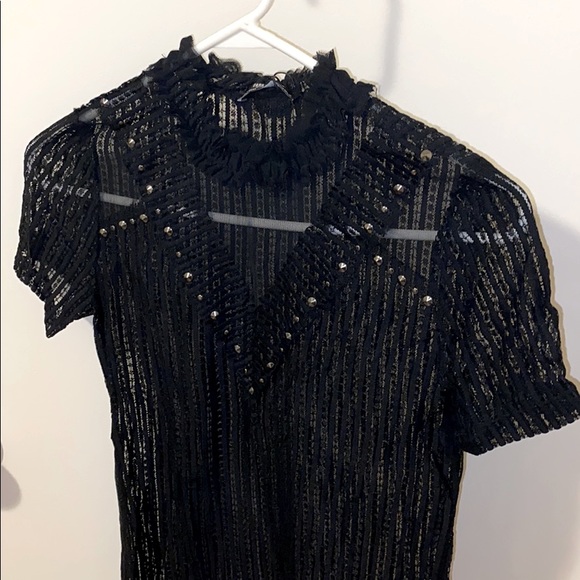 Zara Knit Mesh w/grommet Short Sleeve Top | Size M - Picture 3 of 5